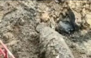 इमारत की खुदाई के दौरान निकला 450 किलो का 100 साल पुराना जिंदा बम, मच गई अफरा-तफरी